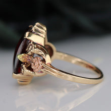 Load image into Gallery viewer, Estate vintage lab grown ruby ring in yellow gold