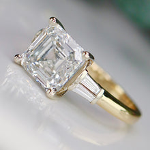 Load image into Gallery viewer, The Kadia - 4.34ct F/VS1 Asscher cut lab grown diamond ring in 14k gold