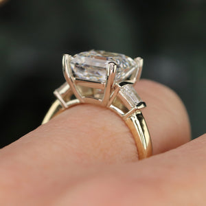 The Kadia - 4.34ct F/VS1 Asscher cut lab grown diamond ring in 14k gold