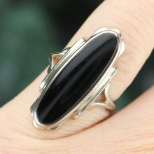 Load image into Gallery viewer, Estate vintage long and lean oval onyx vintage ring in white gold