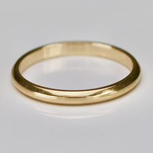 Load image into Gallery viewer, Estate Vintage 14k yellow gold 2.18mm classic plain band