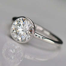 Load image into Gallery viewer, 2.10ct E/VVS2 Ideal cut lab grown diamond ring in 14k white gold