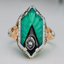 Load image into Gallery viewer, Estate vintage onyx and Chrysoprase ring in 14k gold