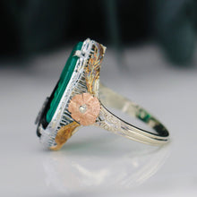 Load image into Gallery viewer, Estate vintage onyx and Chrysoprase ring in 14k gold