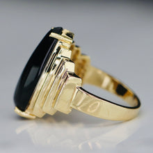Load image into Gallery viewer, Estate vintage onyx pear shaped ring in yellow gold