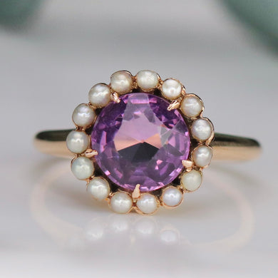Estate Vintage amethyst and pearl ring in 14k yellow gold