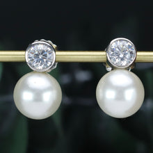 Load image into Gallery viewer, RETIREMENT SALE: Designer Ti Sento Sterling silver earrings