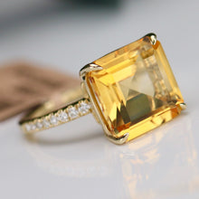 Load image into Gallery viewer, SPECIAL! Vibrant Citrine and diamond ring in 14k yellow gold by Effy