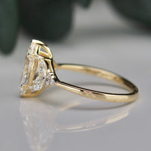 Load image into Gallery viewer, Lab grown 2ctw diamond marquise ring in 14k yellow gold