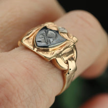 Load image into Gallery viewer, Estate Vintage hematite intaglio ring in yellow gold