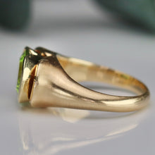 Load image into Gallery viewer, Estate Peridot ring in heavy 14k yellow gold