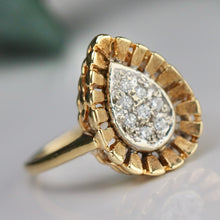 Load image into Gallery viewer, Vintage estate Pear shape diamond cluster ring in 14k yellow gold