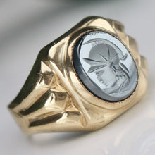 Load image into Gallery viewer, Estate Vintage hematite intaglio ring in yellow gold