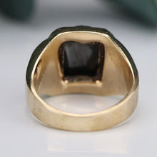 Load image into Gallery viewer, Estate Vintage hematite intaglio ring in yellow gold