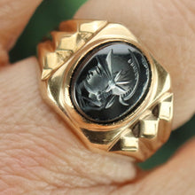 Load image into Gallery viewer, Estate Vintage hematite intaglio ring in yellow gold