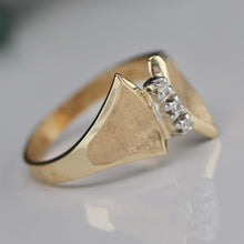Load image into Gallery viewer, Vintage diamond ring in yellow gold