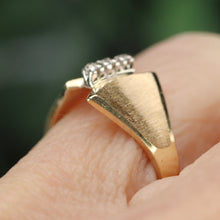 Load image into Gallery viewer, Vintage diamond ring in yellow gold