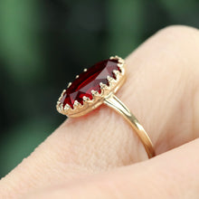 Load image into Gallery viewer, 40% OFF!  Vintage red oval paste ring in yellow gold