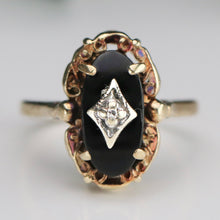 Load image into Gallery viewer, Vintage oval onyx and diamond ring in yellow gold