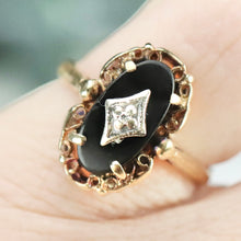 Load image into Gallery viewer, Vintage oval onyx and diamond ring in yellow gold