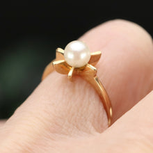 Load image into Gallery viewer, 40% OFF! Vintage pearl ring in yellow gold