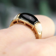 Load image into Gallery viewer, Onyx and mother of pearl ring in yellow gold
