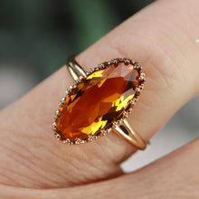 Load image into Gallery viewer, 40% OFF!  Vintage orange oval paste ring in yellow gold