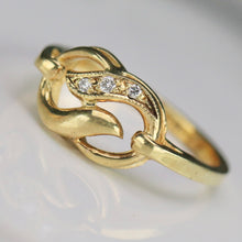 Load image into Gallery viewer, Vintage diamond swirl ring in yellow gold