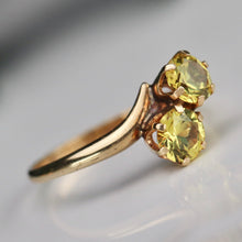 Load image into Gallery viewer, Vintage lab grown yellow sapphire ring in yellow gold