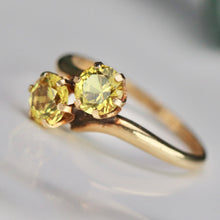Load image into Gallery viewer, Vintage lab grown yellow sapphire ring in yellow gold