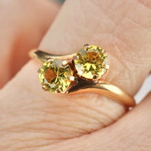 Load image into Gallery viewer, Vintage lab grown yellow sapphire ring in yellow gold