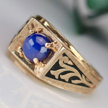 Load image into Gallery viewer, Heavy Vintage star sapphire ring in yellow gold