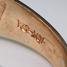 Load image into Gallery viewer, Heavy Vintage star sapphire ring in yellow gold