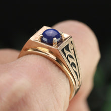 Load image into Gallery viewer, Heavy Vintage star sapphire ring in yellow gold
