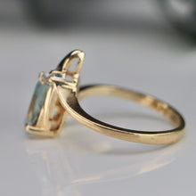 Load image into Gallery viewer, SPECIAL! Vintage Aquamarine and diamond ring in yellow gold