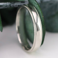Load image into Gallery viewer, Estate Platinum milgrain band