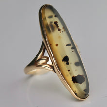 Load image into Gallery viewer, Estate vintage Oval dendritic agate ring in yellow gold