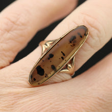 Load image into Gallery viewer, Estate vintage Oval dendritic agate ring in yellow gold