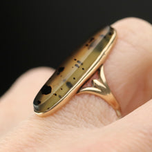 Load image into Gallery viewer, Estate vintage Oval dendritic agate ring in yellow gold