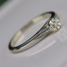 Load image into Gallery viewer, Estate vintage diamond solitaire ring in 14k white gold