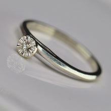 Load image into Gallery viewer, Estate vintage diamond solitaire ring in 14k white gold