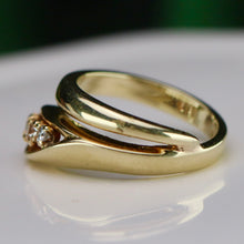Load image into Gallery viewer, Estate vintage Diamond pinky ring in 14k yellow gold
