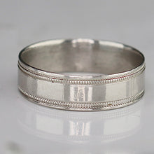 Load image into Gallery viewer, Estate Platinum milgrain band