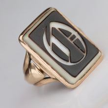 Load image into Gallery viewer, Estate vintage banded agate letter O ring in rose gold