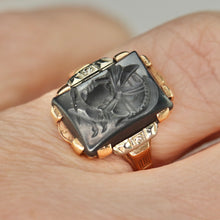 Load image into Gallery viewer, Estate vintage hematite intaglio ring in yellow gold