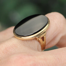 Load image into Gallery viewer, Estate HEAVY oval onyx vintage ring in yellow gold