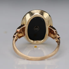 Load image into Gallery viewer, 40% OFF!  Estate vintage onyx floral ring in yellow gold
