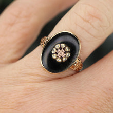 Load image into Gallery viewer, 40% OFF!  Estate vintage onyx floral ring in yellow gold