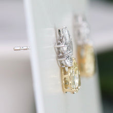 Load image into Gallery viewer, SPECIAL!  Lab grown pear shaped dramatic 5ctw Diamond drops in 14k yellow and white gold