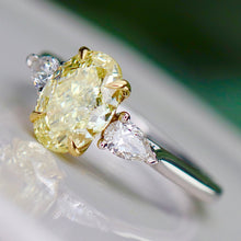 Load image into Gallery viewer, SPECIAL!  2ct Fancy yellow lab grown diamond ring in 14k gold